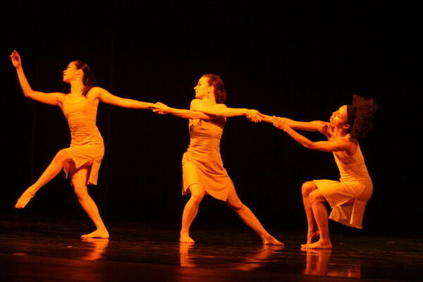 Jalegado Dance Company - In Between Worlds / Mezi světy