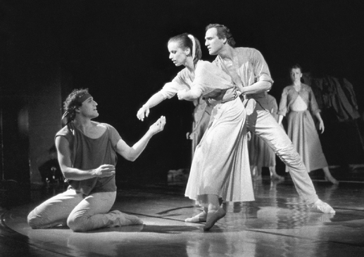 Carmina Burana, 1989 (Luboš a Miroslav s Michealou Černou). Foto: Archiv ND.