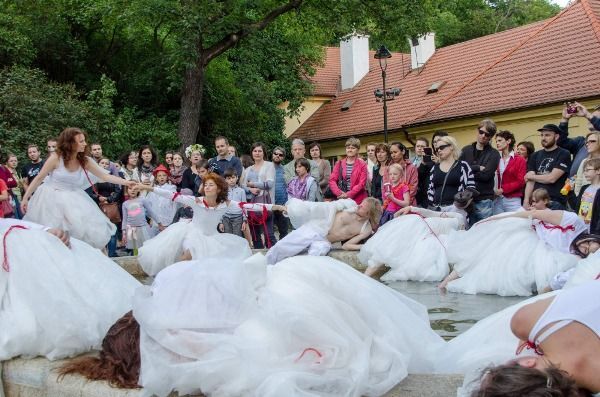 Projekt Tanec pro vodu se na konci června představí i v Praze