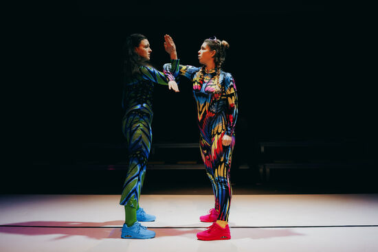 Be RAW. RAVV Dance Company. Foto: Ekaterina Fonina. 