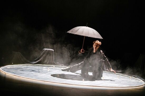 Mime on the Moon. Radim Vizváry. Foto: Anna Šolcová. 