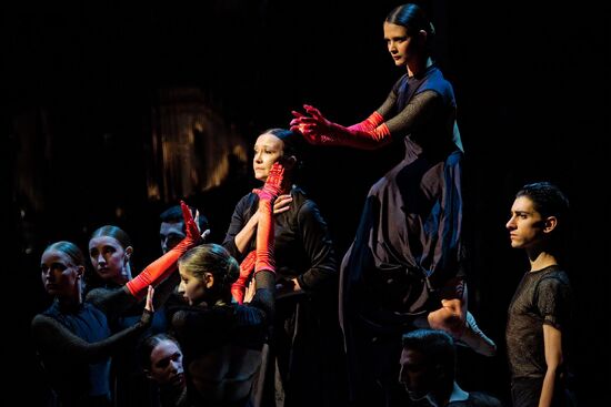 Proměny. Balet Divadla města Ústí nad Labem. Foto: zdroj archiv Divadla města Ústí nad Labem.