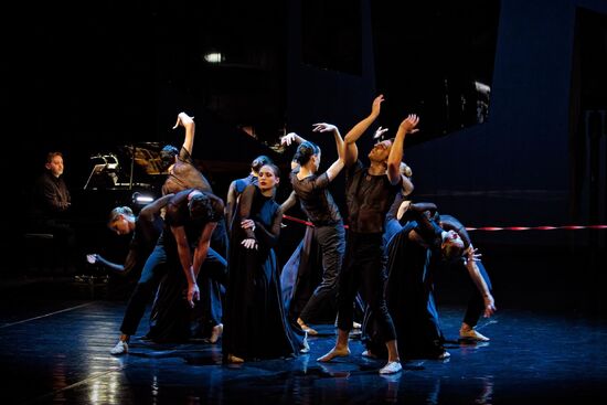 Proměny. Balet Divadla města Ústí nad Labem. Foto: zdroj archiv Divadla města Ústí nad Labem.