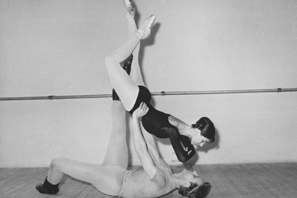 Fantastická symfonie, Taras Bulba, Hirošima, 1963. Karel Janečka a Marta Synáčková. Foto: Rafael Sedláček. 