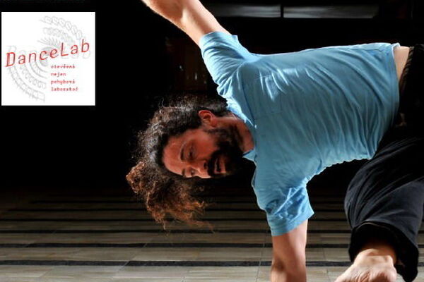 Movement in Action: Labanova analýza pohybu ve speciálním workshopu