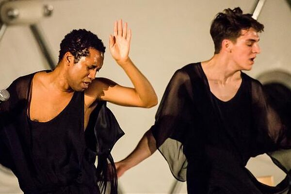 Judson Church is Ringing in Harlem (Trajal Harrell, Thibault Lac). Foto: Ian Douglas.