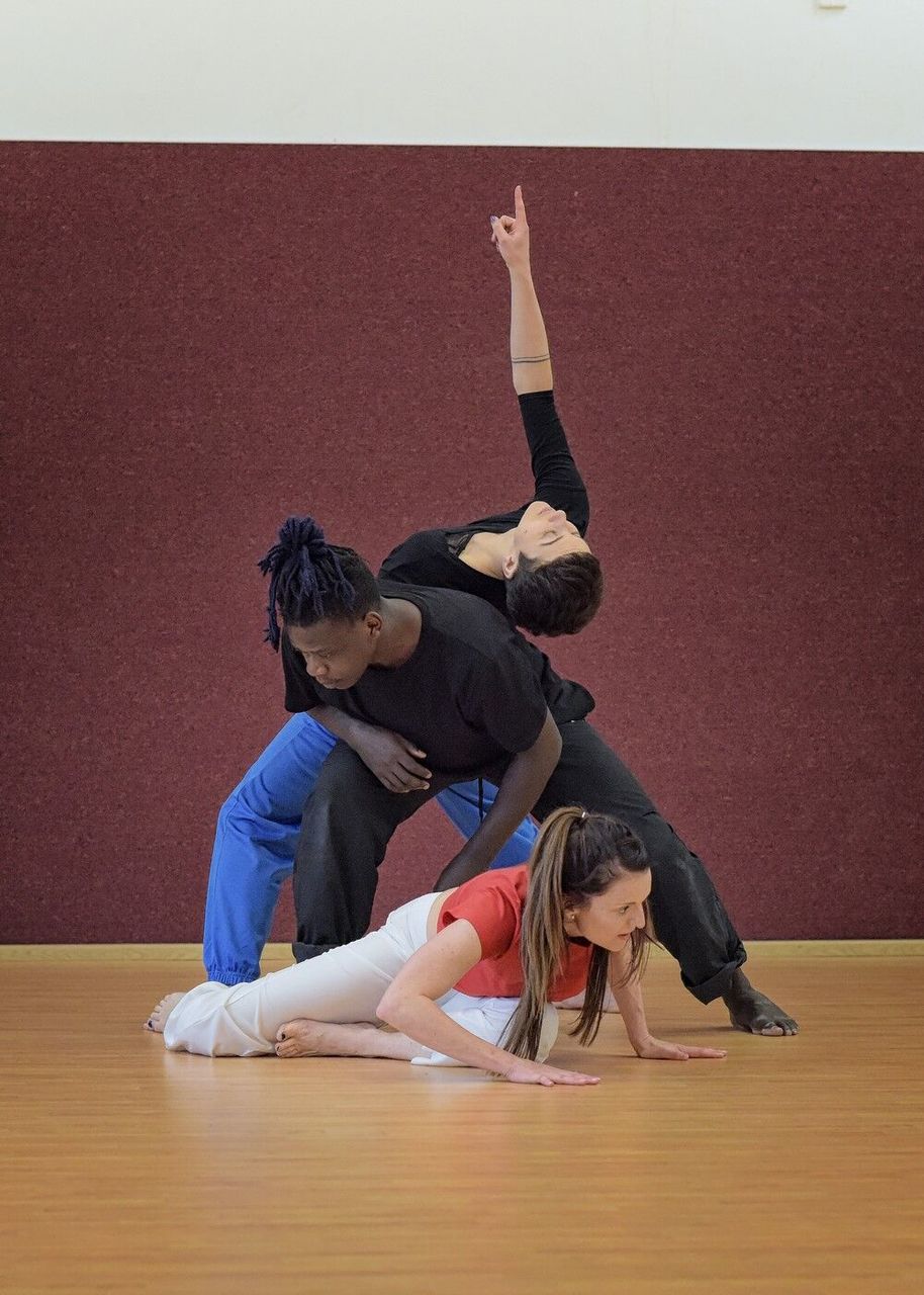 Nincs (Simona Machovičová,Don Mulefu, Dana Pala). Foto Andrea Barcalová.