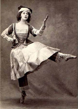Tamara Karsavina, Petruška. Foto: wikimedia commons.