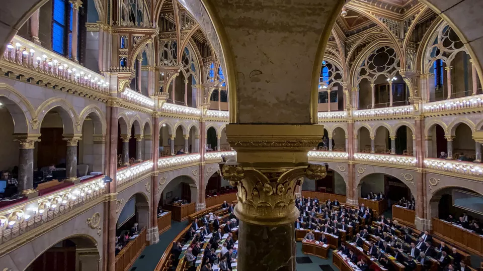 Maďarský parlament přijal nový zákon o kultuře