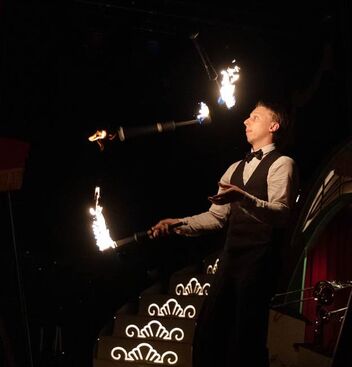 Circus Ronaldo. Arena festival.