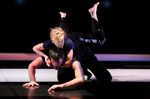 So Blue – Nezkrotná Louise Lecavalier
