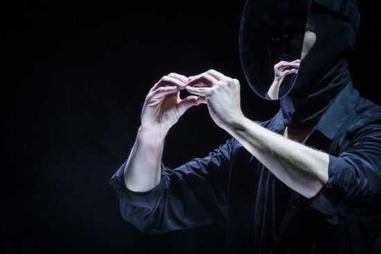 Mime on the Moon. Radim Vizváry. Foto: Anna Šolcová. 