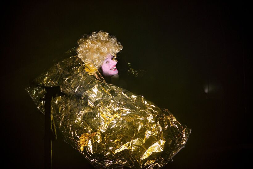 TITANS (Euripides Laskaridis). Photo: Julian Mommert.