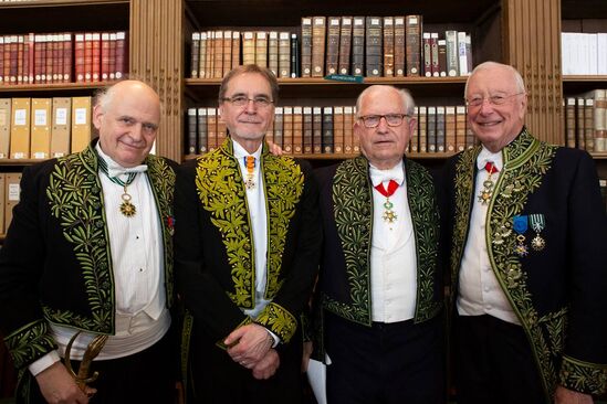 Laurent Petitigirard, Jiří Kylián, Hugues R. Gall et William Christie. Foto: Juliette Agnel/ Académie des beaux-arts.