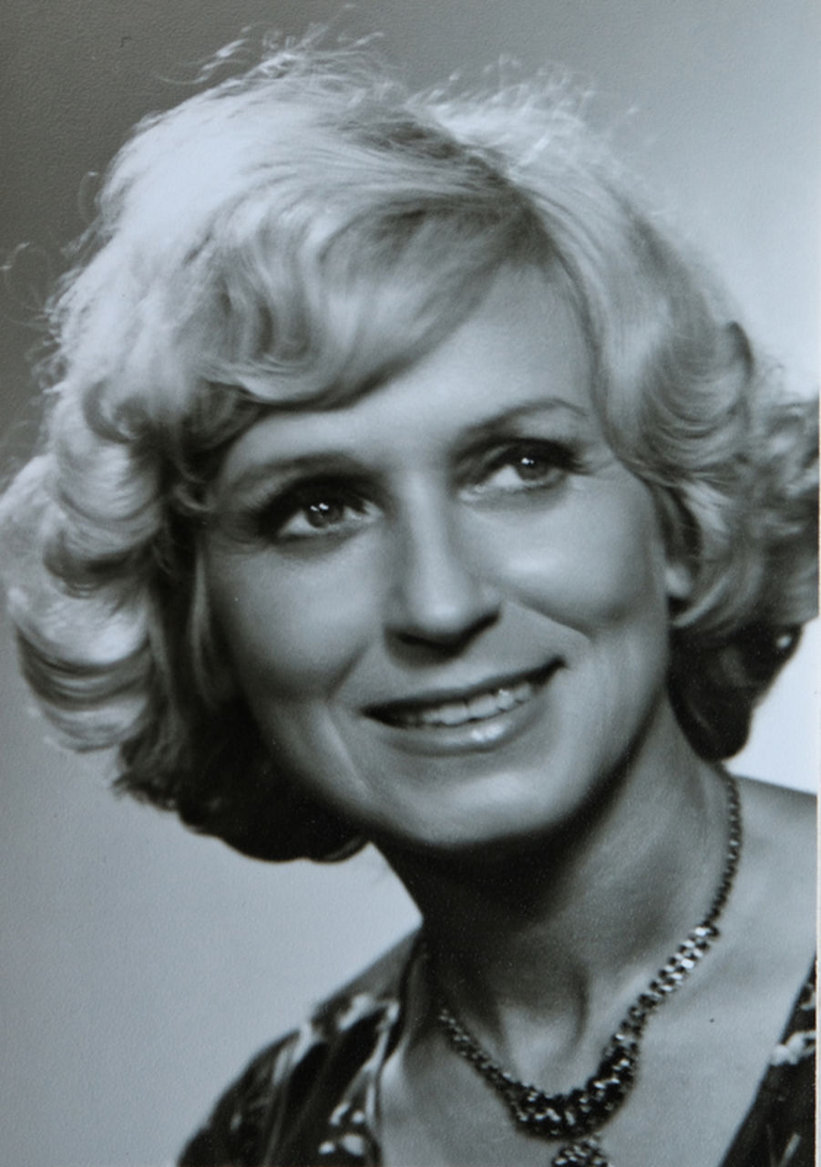 Inka Vostřezová kolem roku 1970. Zdroj: www.pametnaroda.cz.