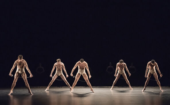 Petite Mort (Dmytro Tenytskyy, Marek Svobodník, Giovanni Rotolo, Adam Zvonař, Roger Cuadrado). Foto: Sergej Gherciu.