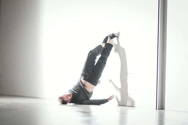 Disappearing Man / Mizející muž. Andrej Štepita. Foto: Michal Hančovský.