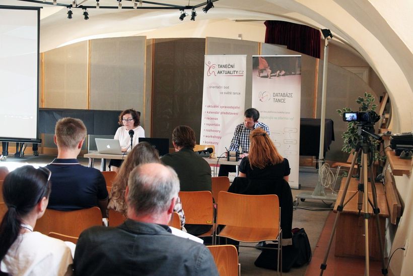 Jana Návratová a Jakub Deml na konferenci Tanec v kulturní politice. Foto: Ladislav Beneš.