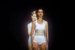 DVACETjedna. Miřenka Čechová. Foto: Vojta Brtnický.