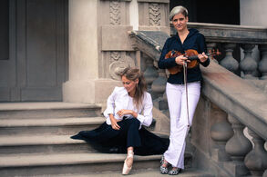 Alena Pešková a Gabriela Vermelho, Foto: Ayya Dvořáčková