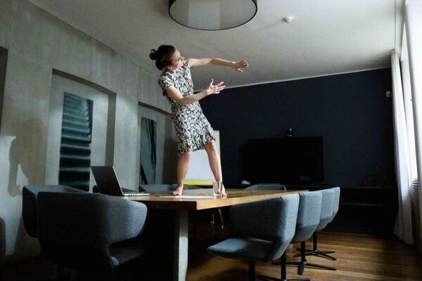Dance for (home) office s Věrou Ondrašíkovou.
