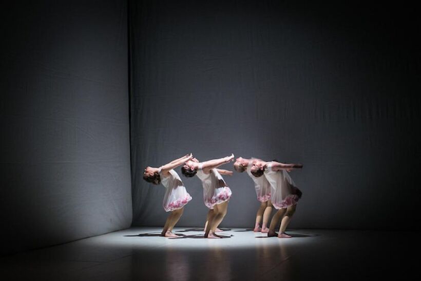 Congenita (Petra Hyvnarová, Kristýna Müllerová, Monika Částková, Anna Rauschová, Barbora Rokoszová). Foto: Michal Hančovský.