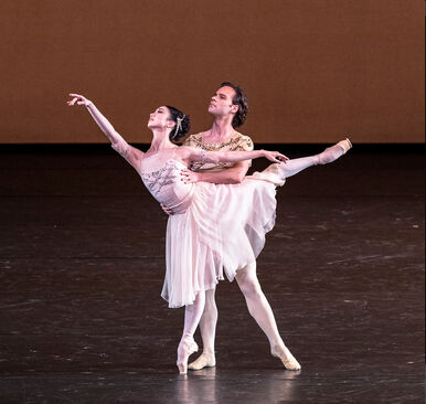 Rhapsody (Akane Takada, Alexander Campbell). Foto: Fonteini Christofilopoulou.