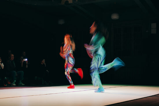 Be RAW. RAVV Dance Company. Foto: Ekaterina Fonina. 