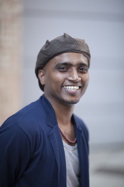Saju Hari, blízký spolupracovník Akram Khana, přijal pozvání Spitfire Company