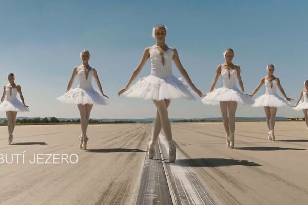Baletiště Baletu Národního divadla Brno mezi deseti nejlepšími reklamami roku 2020