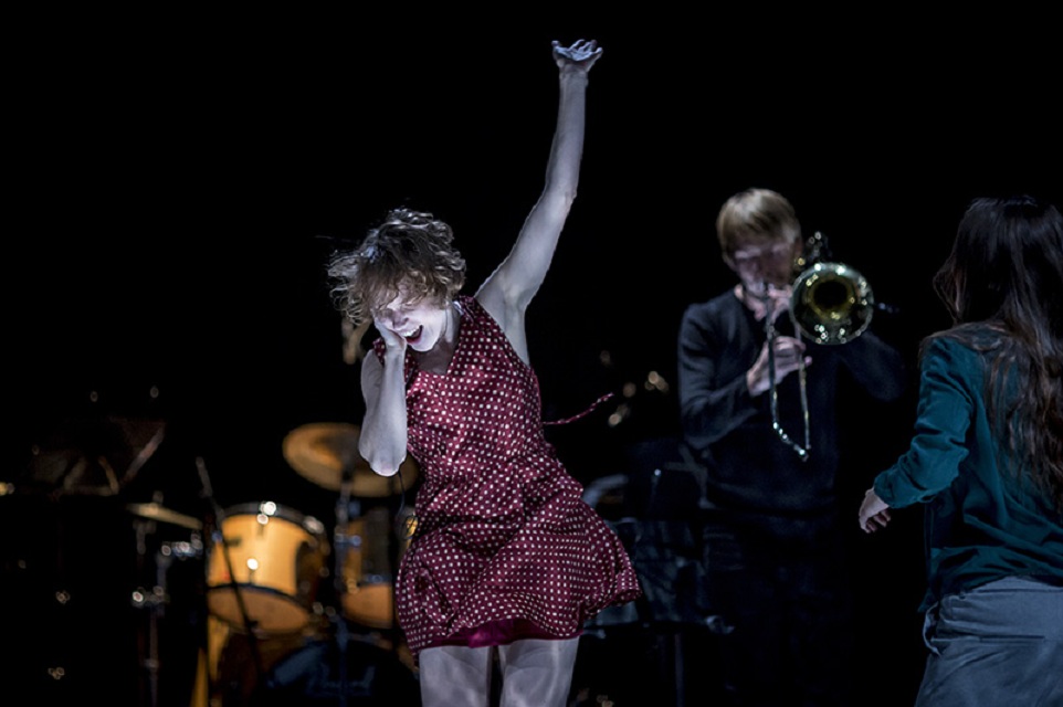 Constellations I. Zdroj: Web www.spitfirecompany.cz. Constellations I. Zdroj: Web www.spitfirecompany.cz.