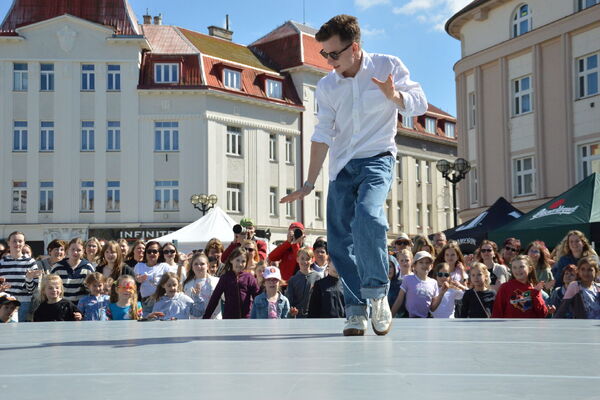 Mezinárodní den tance. Zdroj MDT.
