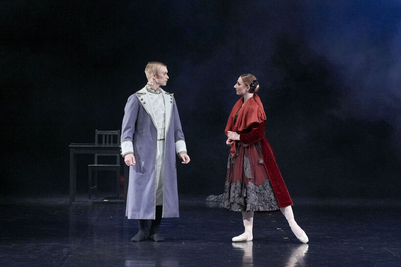 Anna Karenina (Aneta Pašková, Karel Roubíček). Foto: Martin Roedl.