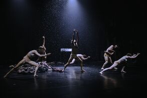 DEKKADANCERS - La Dolce Vita. Foto Jakub Červenka.
