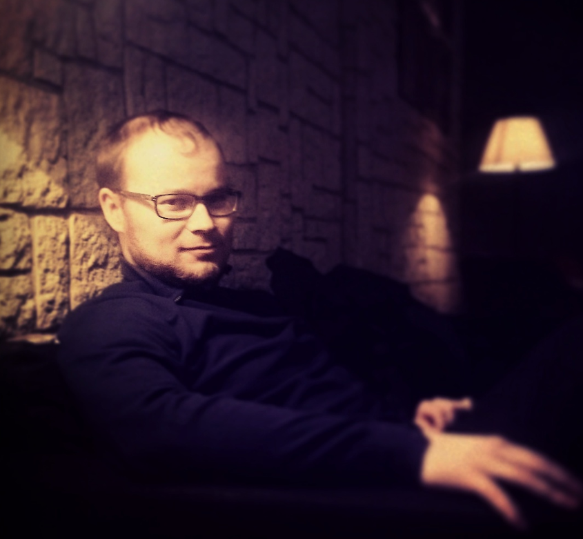 Režisér Štěpán Benyovszký o Proměně v Plzni: „Vážným žánrem dneška je pro mě groteska.“