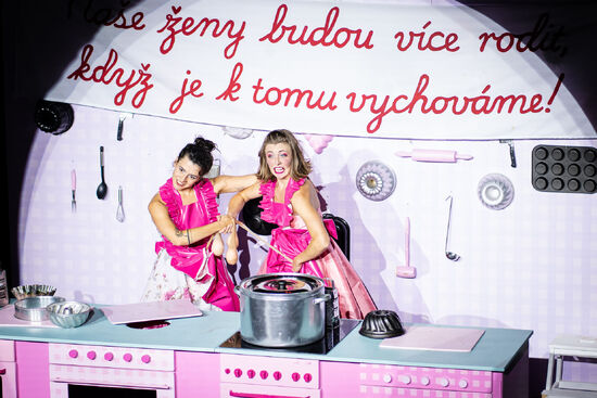 Kuchyňské porno. Nebojsy. Foto: Romana Kovacs.