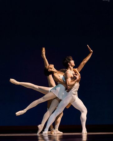 Apollo (Compañía Nacional de Danza). Foto: Alba Muriel. 