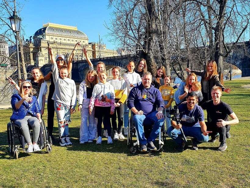 Flashmob pro Mezinárodní den tance 2022. Zdroj: Art4People.