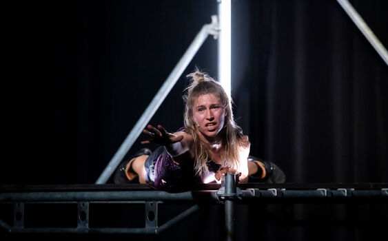 Mette Ingvartsen ve své expresivní zpovědi šílela. Snaha o zapojení diváků však úplně nevyšla 