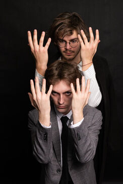 Kafka Is Alive.  Foto: zdroj LampArt Company.