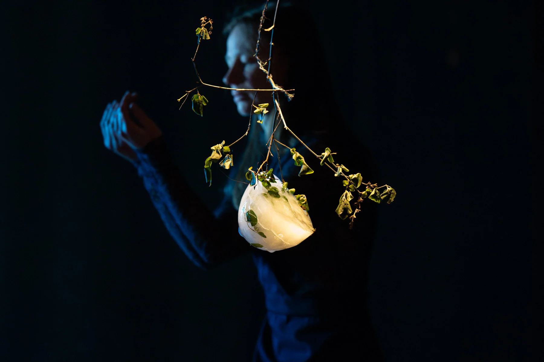 On/Crying – The Gravity of Tears. Foto: Jan Vesala. 