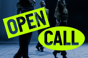 DEKKADANCERS a prostor ARCHA+ vyhlašují open call na performery a performerky ve věku 18–26 let pro projekt DEKKA KICK-OFF