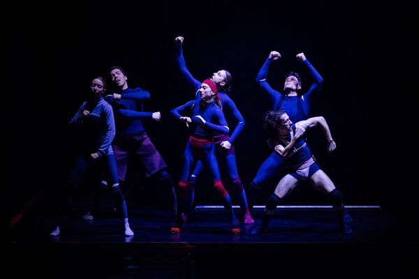 and. DEKKADANCERS. Foto: Lukáš Bíba. 