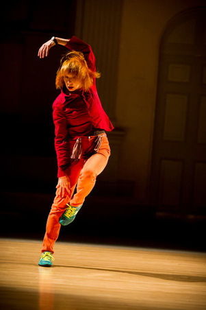 Festival ImproEvents Prague 2014 bude hostit představitelku americké taneční postmoderny Stephanii Skuraovou