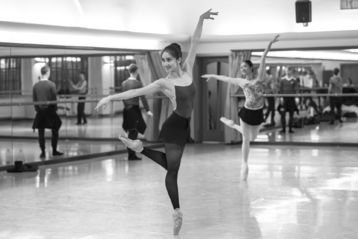 Do Národního divadla se po devíti letech vrací originální verze baletu Popelka
