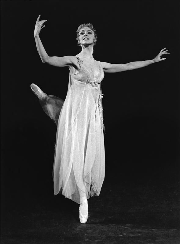 Astrid Štúrová jako Víla lilií v Šípkové Růžence. Foto: Archiv A.Š..