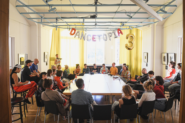 DANCETOPIA 2026: Tanec mezi autenticitou a umělostí vyvolal silné zážitky, komplexní otázky i pochyby