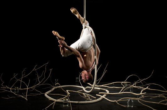 Festival Letní Letná s novou inscenací souboru Cirque Trottola a řadou premiér