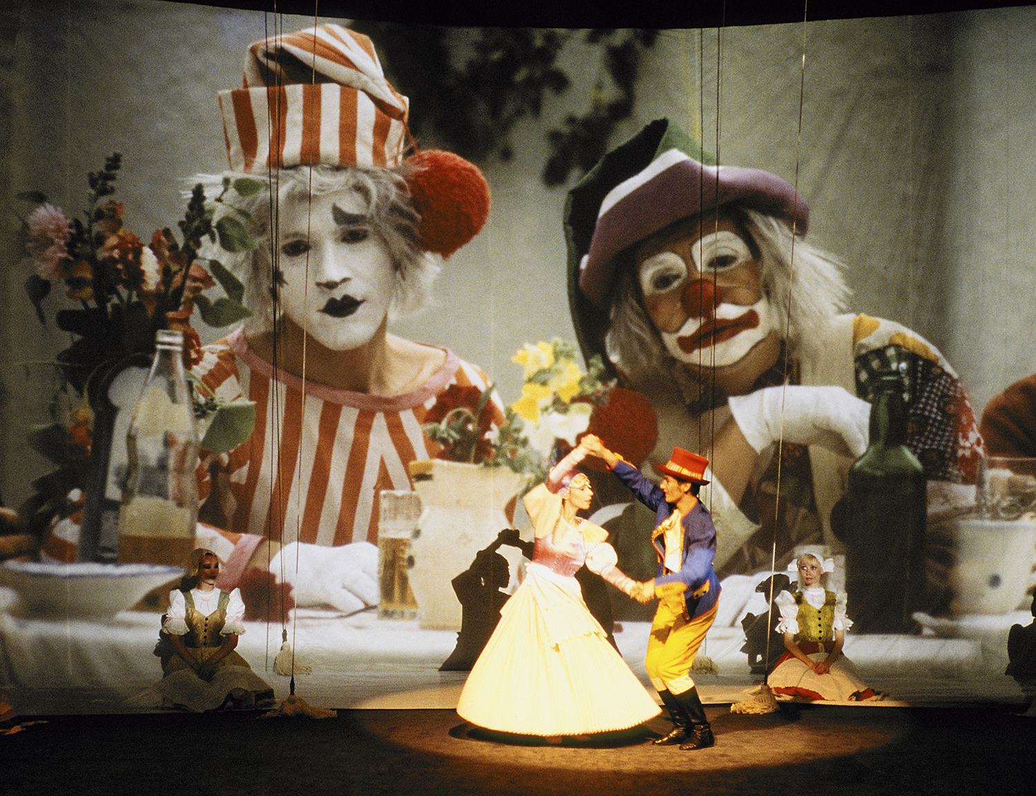 Kouzelný cirkus, 1977