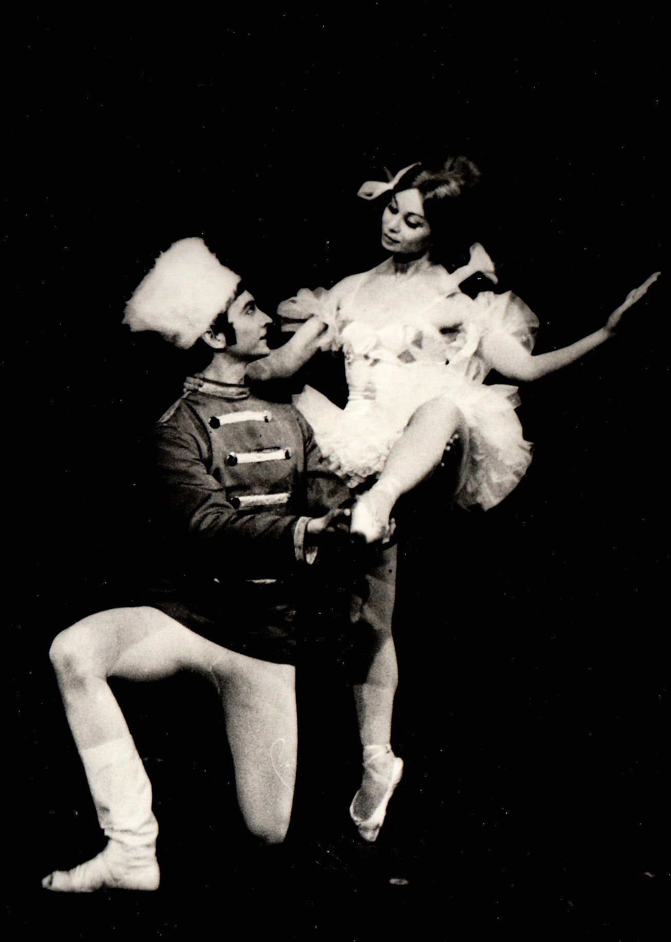 Jitka Tázlarová jako Papírová tanečnice v baletu Andersen. Foto soukr. archiv J.T.